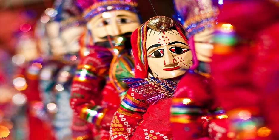 Private Evening Trip to Jaipur Puppet Show with Rajasthani Dinner in Personal Transport
